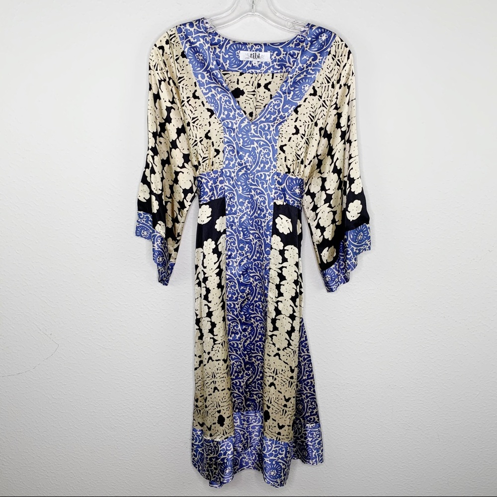Tibi Silk Kimono Floral Midi Dress G11